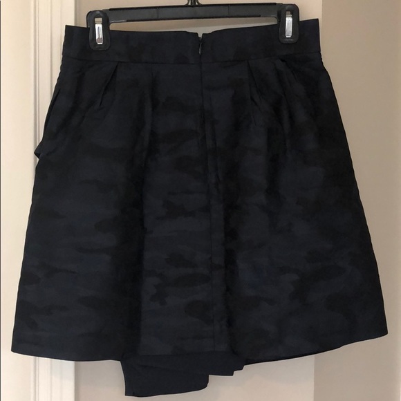 Banana Republic skirt dark blue and black - Picture 1 of 6